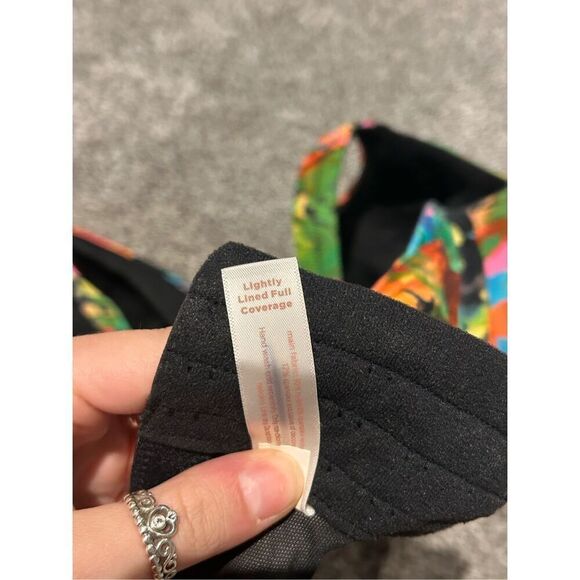 Cacique lightly lined full coverage bra size 44F C20-37 - Picture 4 of 4